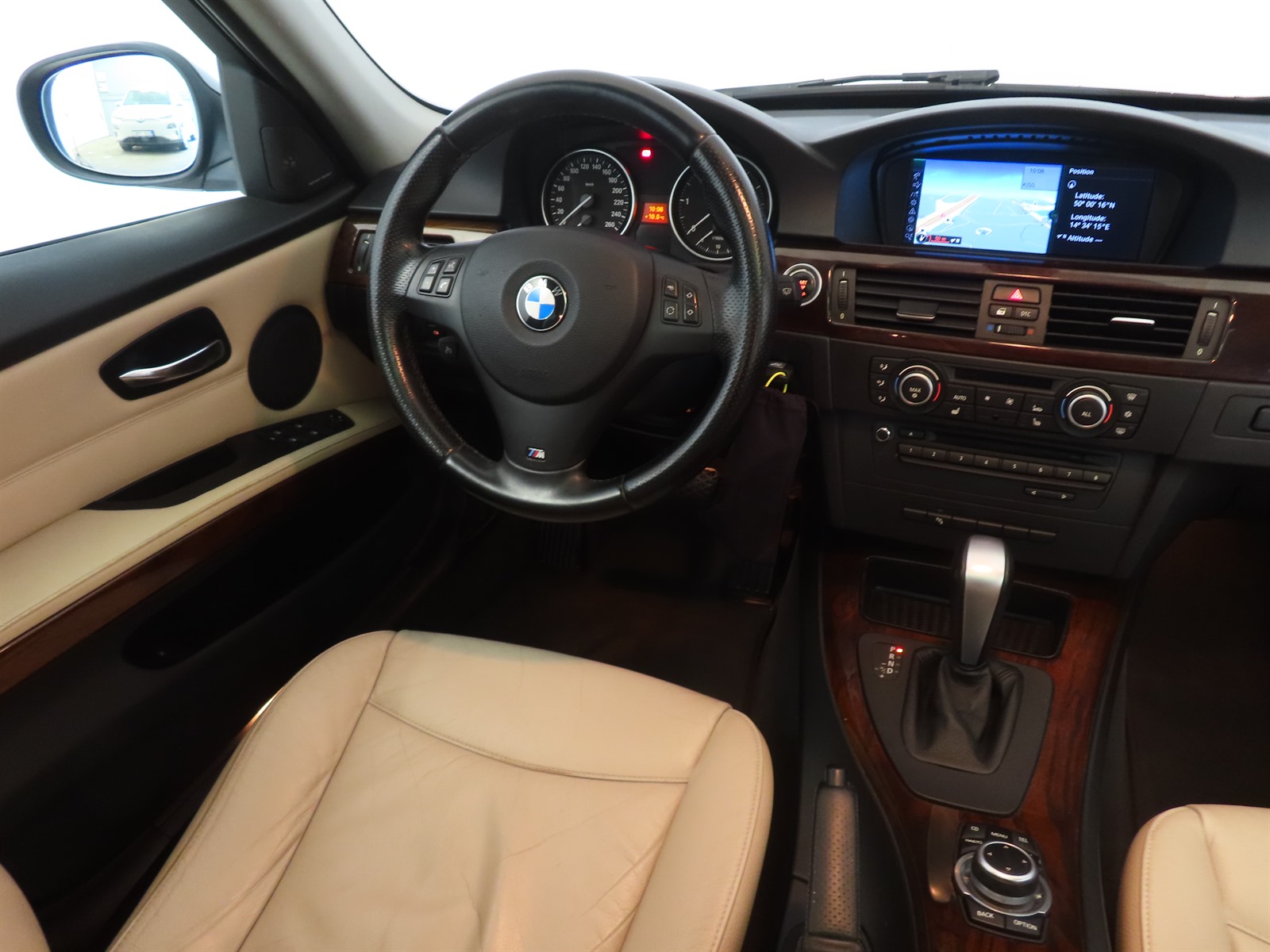 BMW Řada 3, 2011 - pohled č. 9