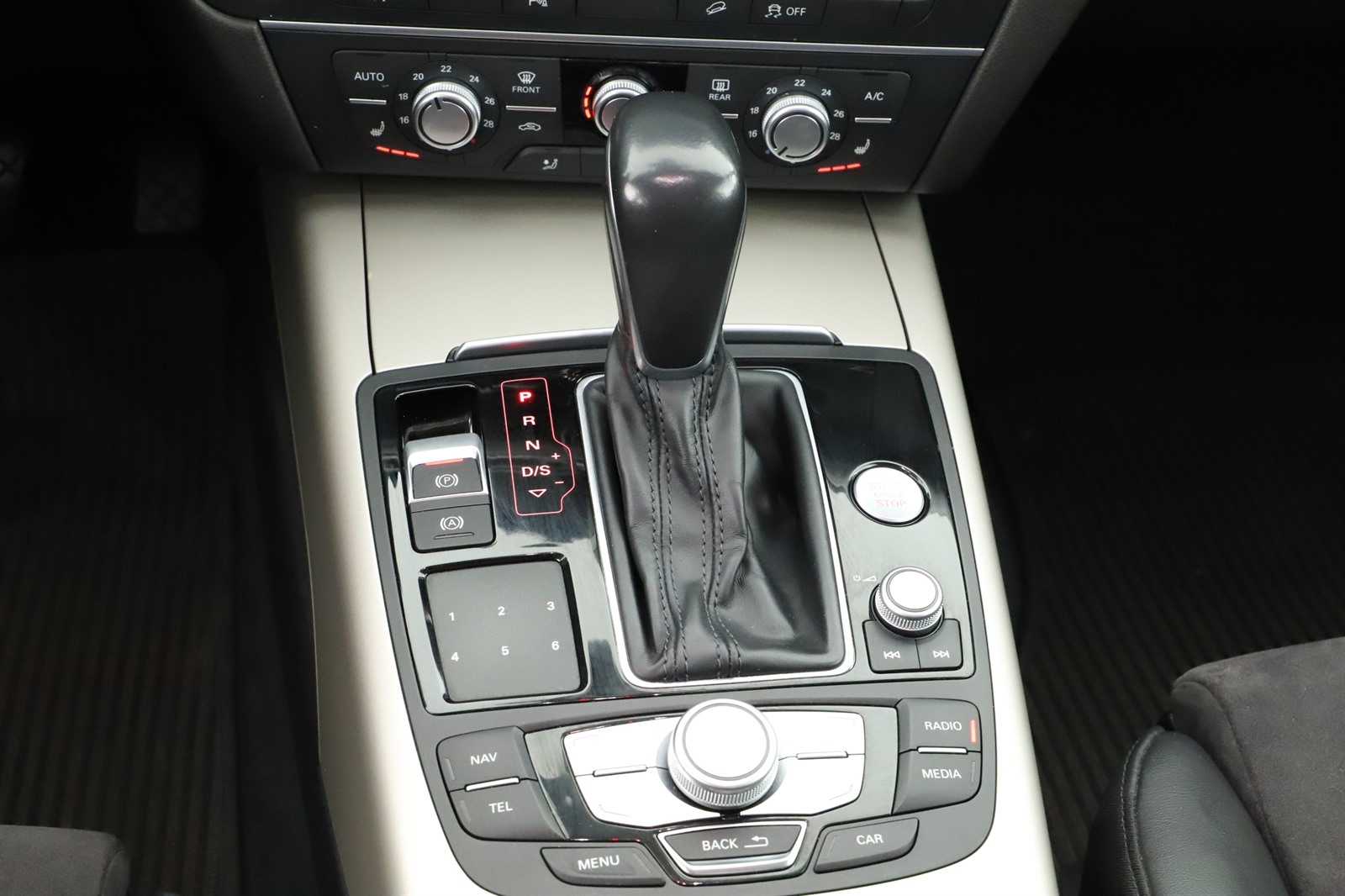 Audi A6 Allroad, 2016 - pohled č. 17