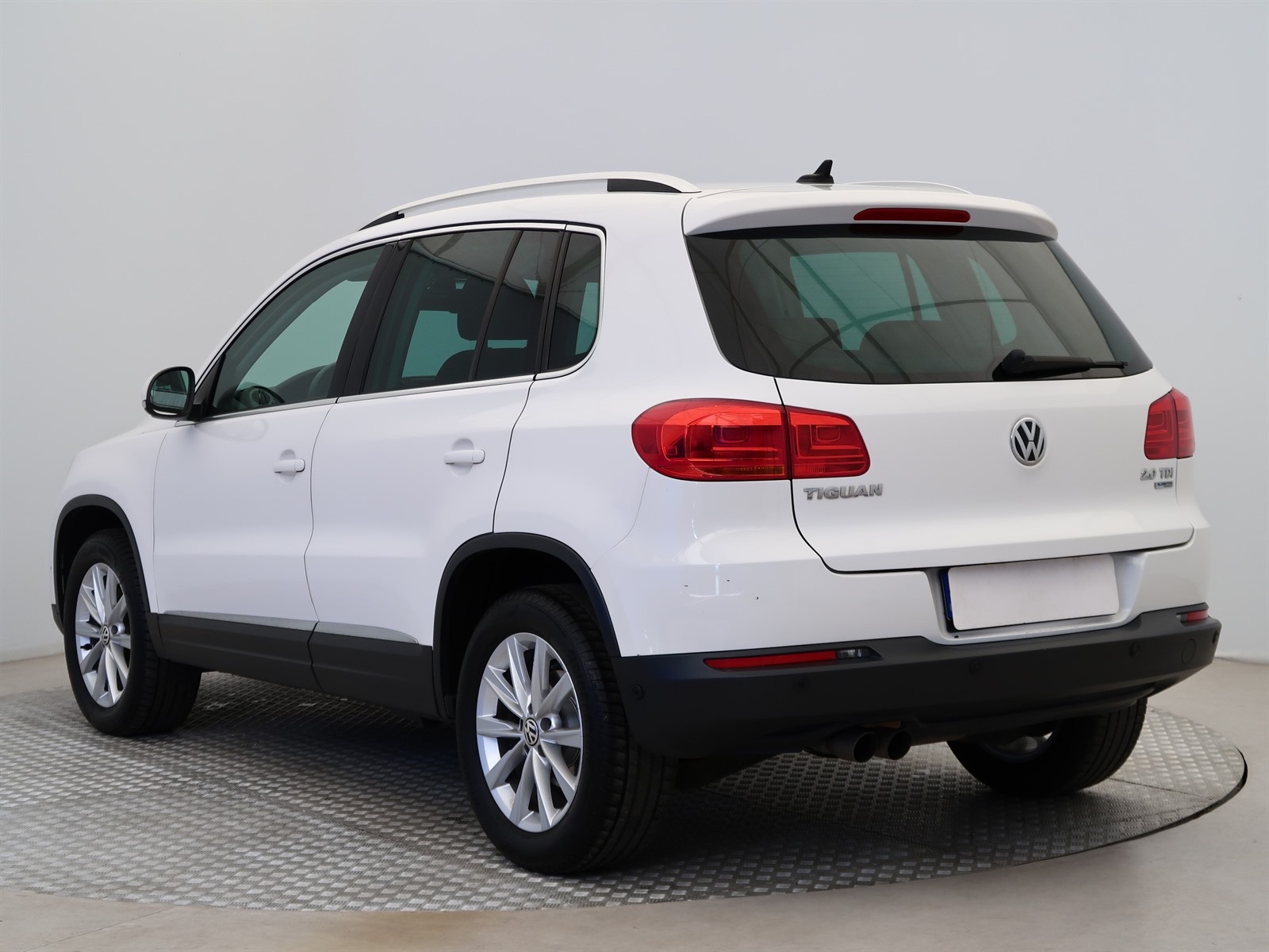 Volkswagen Tiguan, 2013 - pohled č. 5