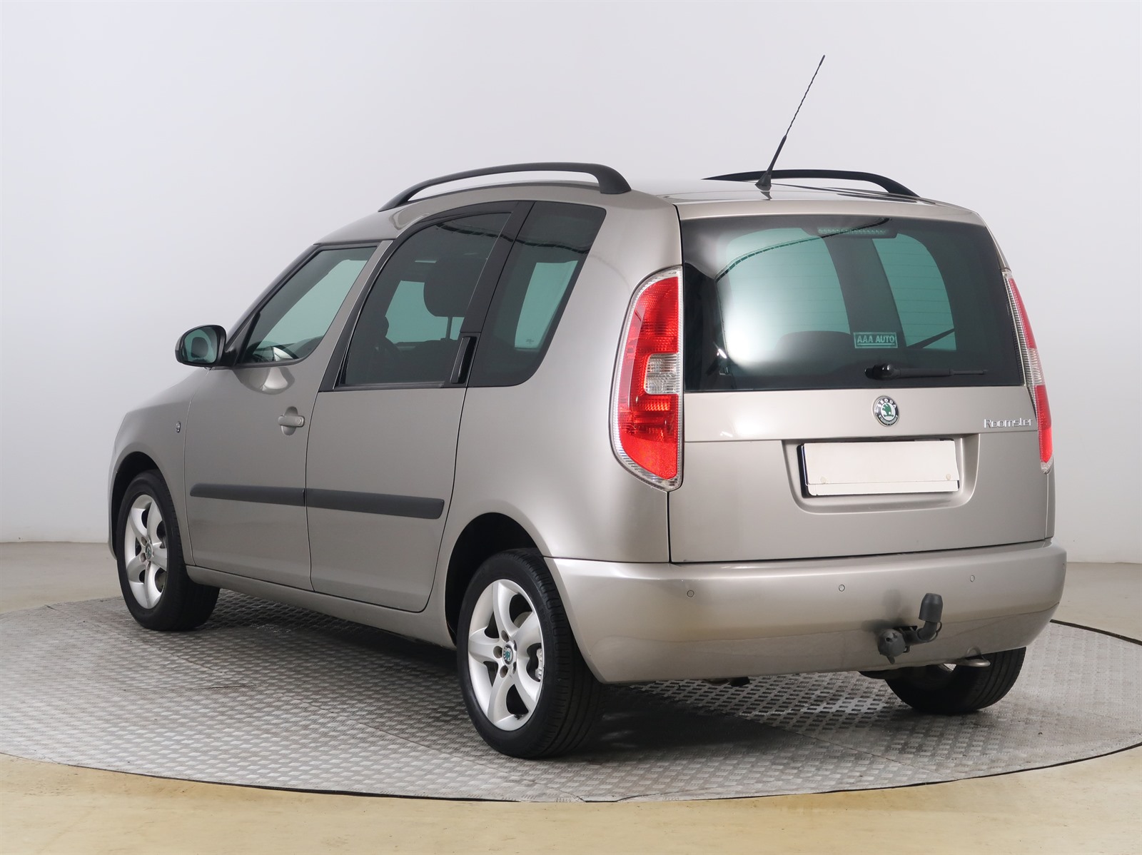 Škoda Roomster, 2010 - pohled č. 5