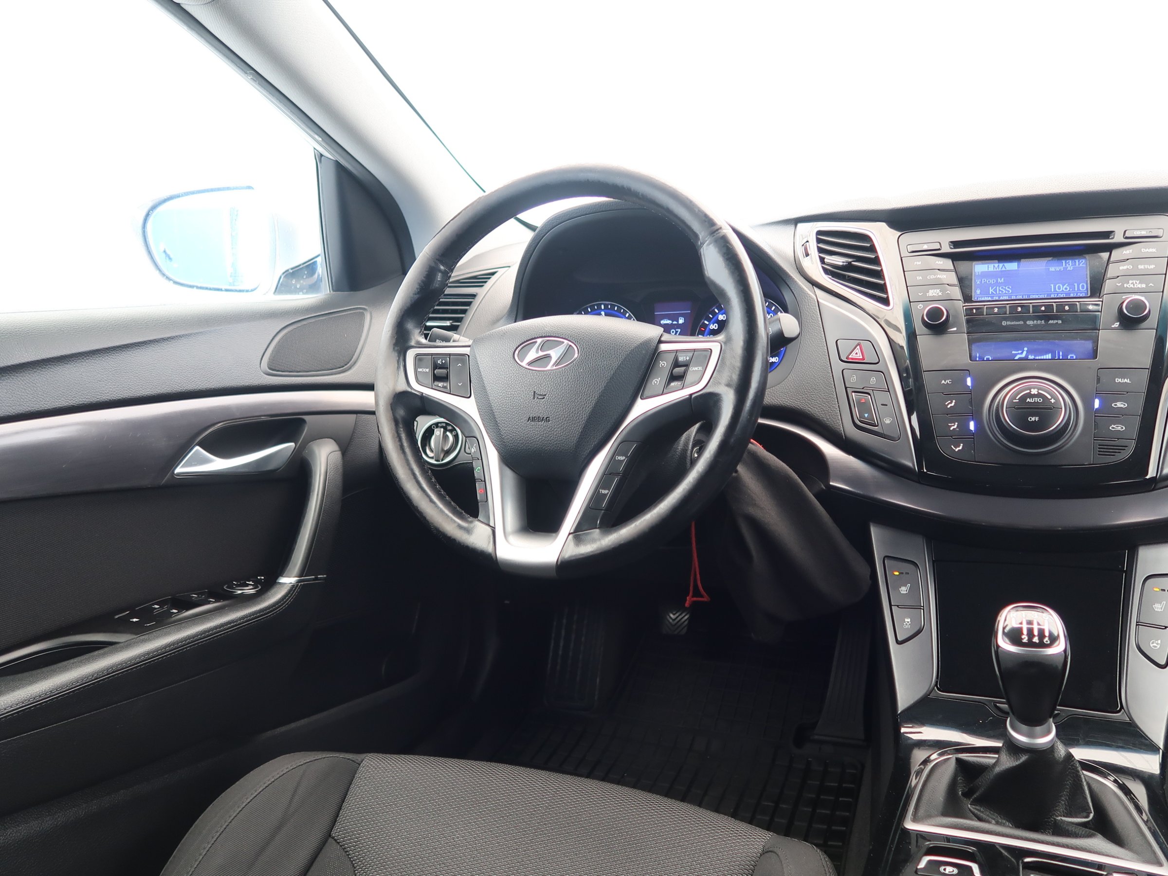 Hyundai i40, 2014 - pohled č. 9